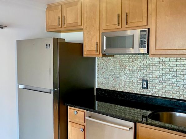 1443 28th Ave APT 5A