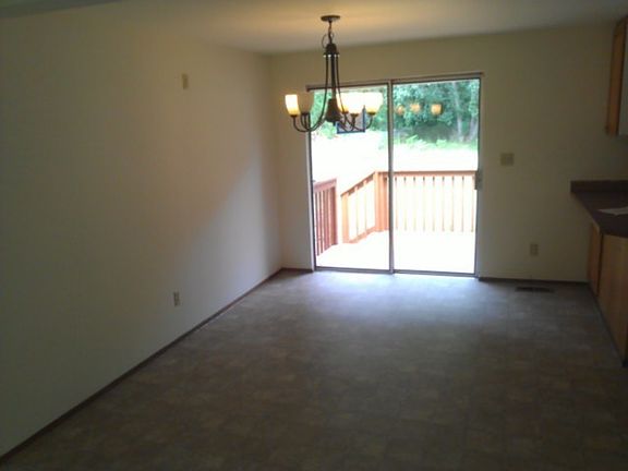 4th image of 2059 Northlake Way NW