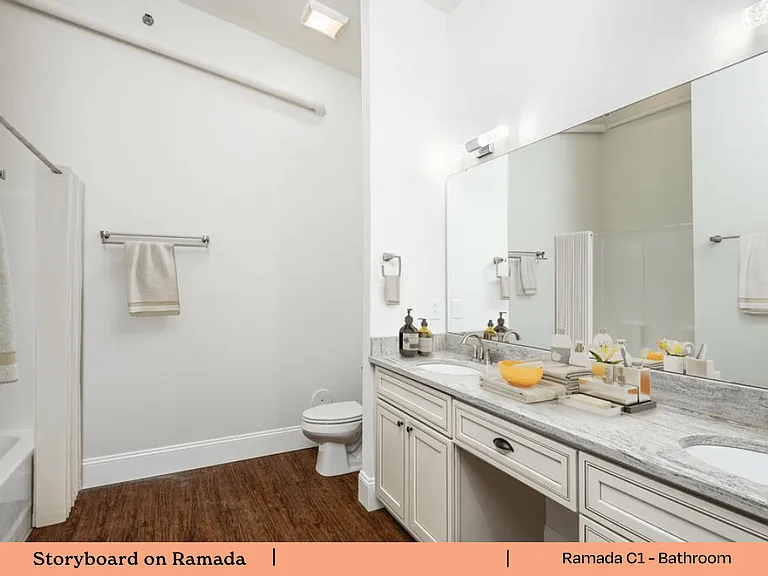 Storyboard on Ramada — Photo 56
