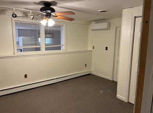 33 Villa Dr #B, Foxboro, MA 02035