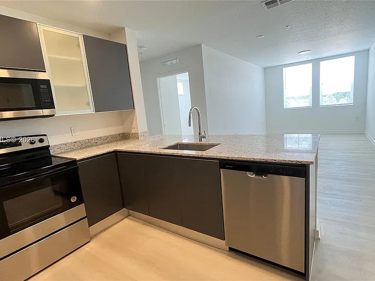 5579 Millenia Park Blvd #502 — Photo 7