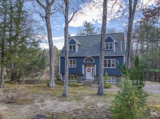 16 Stowell Rd, Bedford, NH 03110