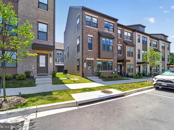 6022 Beake St, Hyattsville, MD 20782