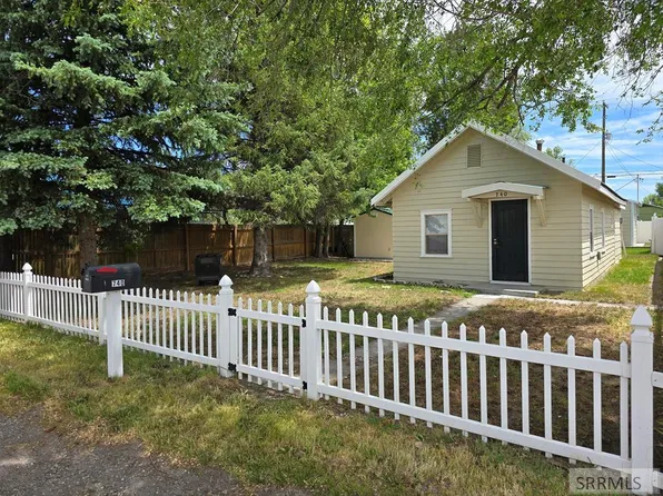 740 NE Main St, Blackfoot, ID 83221