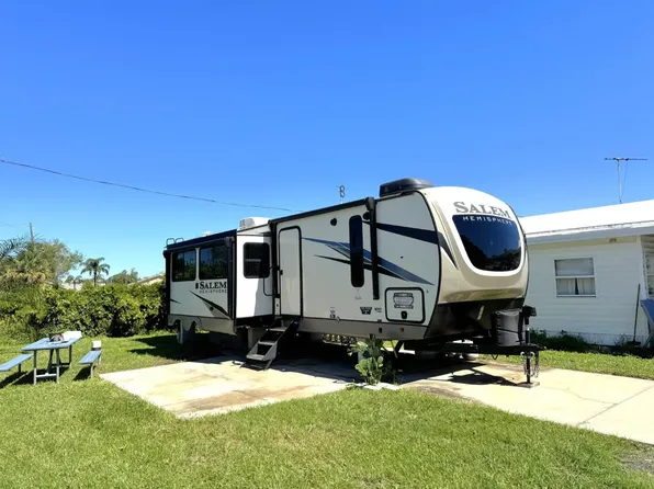 4699 Continental Dr Lot 272, Holiday, FL 34690