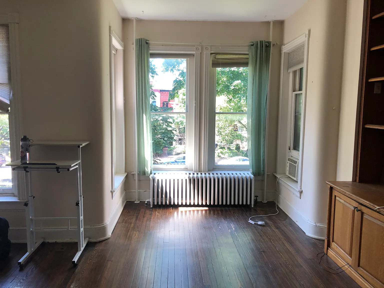 1018 Massachusetts Ave NE photo 1