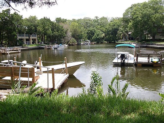 Community Boat tie-up area