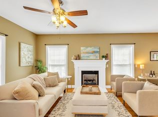 216 Grove St, West Roxbury, MA 02132