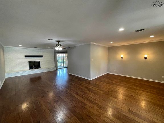 4th image of 3504 Cranbrook Ln
