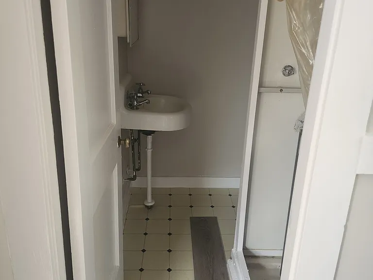 9 Depot St #6 — Photo 1