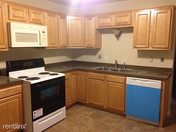 2nd image of 594 Monticello Blvd