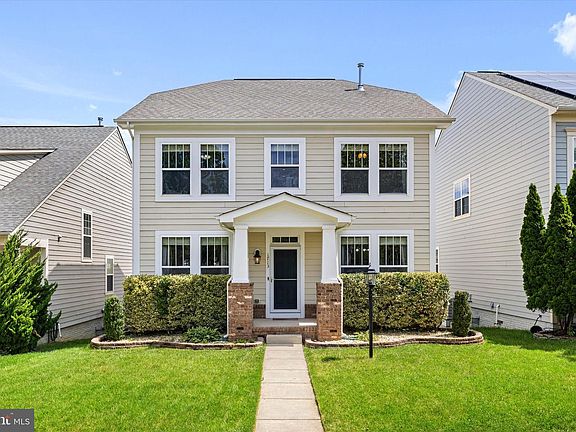 2nd image of 1713 Idlewild Blvd