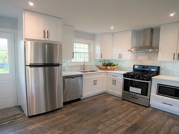 5th image of 6534 Woodridge Dr