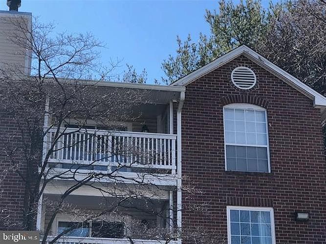 1st image of 1523 Lincoln Way APT 304
