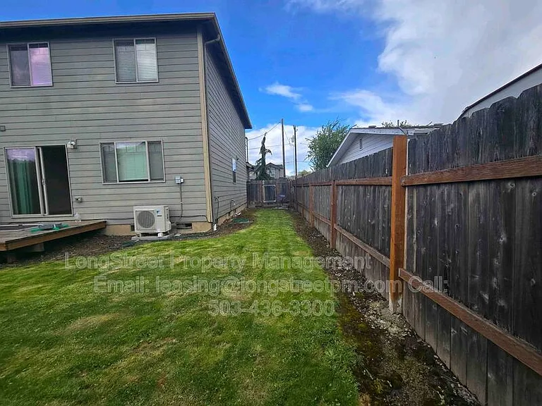 1806 College St — Photo 7