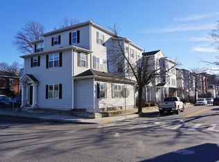 55 Highland St APT 12, Worcester, MA 01609