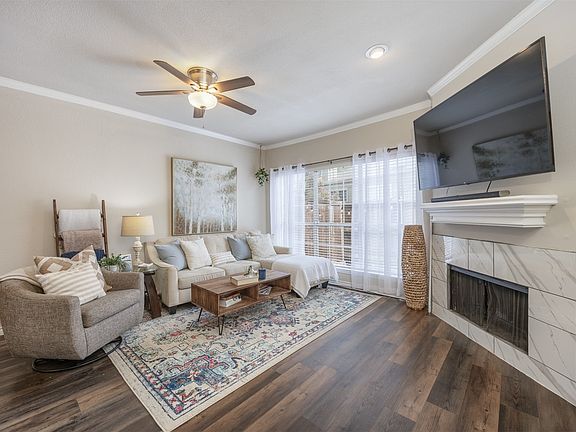 5th image of 7151 Gaston Ave APT 910