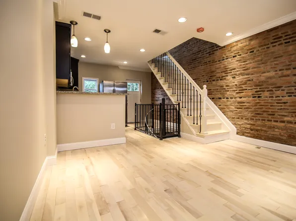 117 S Carrollton Ave, Baltimore, MD 21223