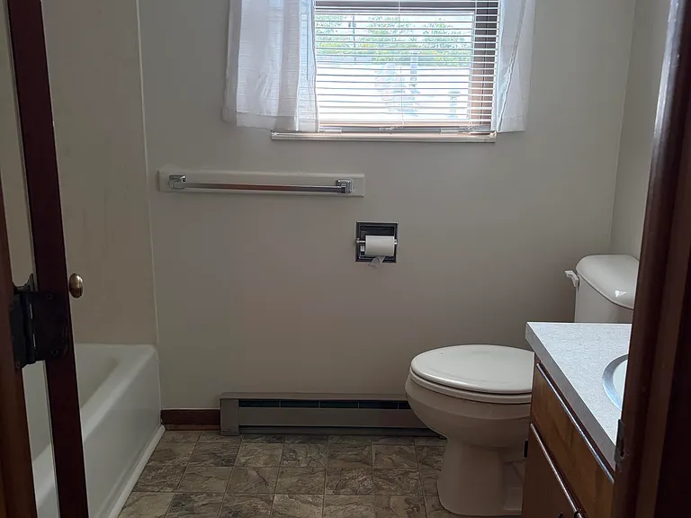 28071 Schriber St #B — Photo 7