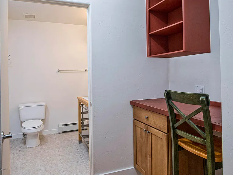 705 Nogal Rd #B3 — Photo 5
