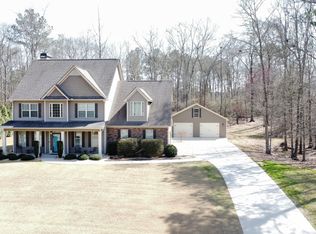 114 Austin Storey Cir, Newnan, GA 30263