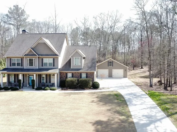 114 Austin Storey Cir, Newnan, GA 30263