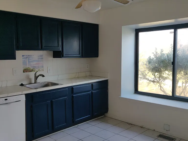 5374 Eliots Oak Rd — Photo 8