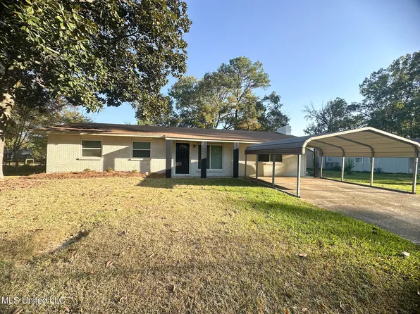3239 Brenda Dr, Pearl, MS 39208