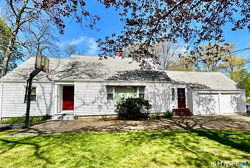 478 Judd St Photo 1