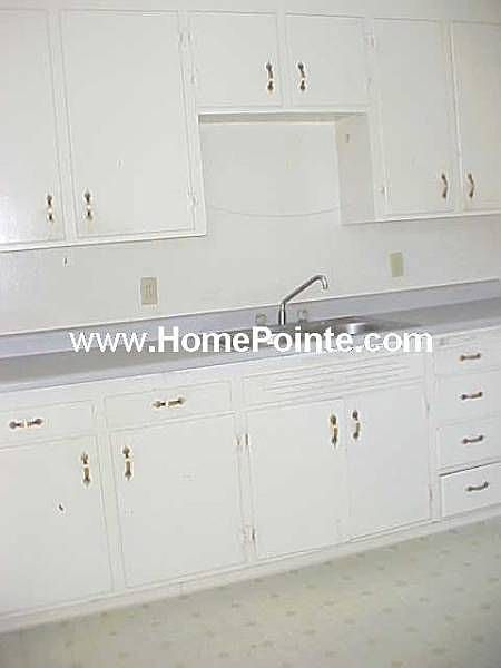 2nd image of 1024 Harris Ave