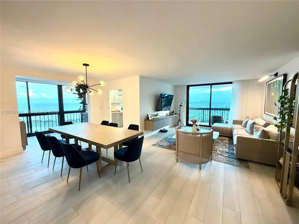 2333 Brickell Ave, Miami, FL