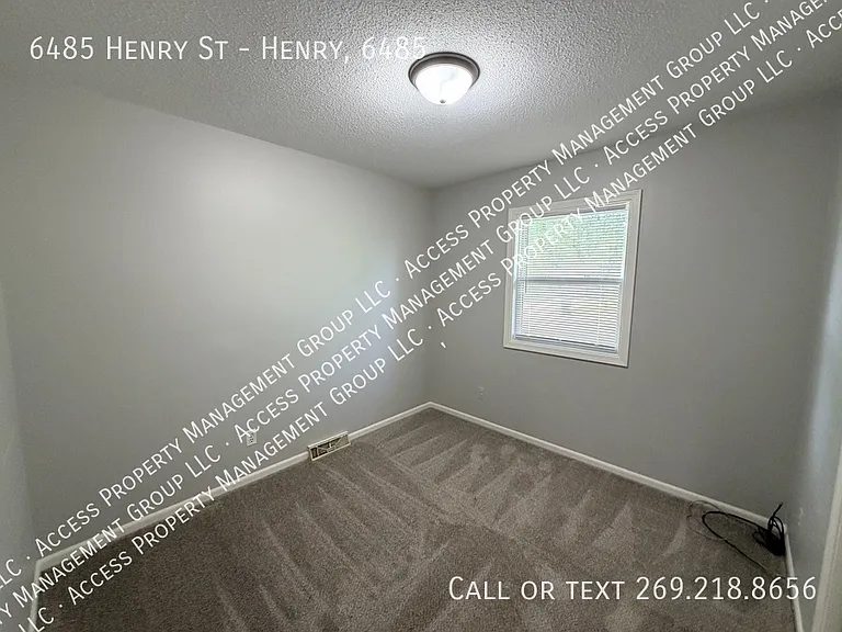 6485 Henry St #HENRY 6485 — Photo 10