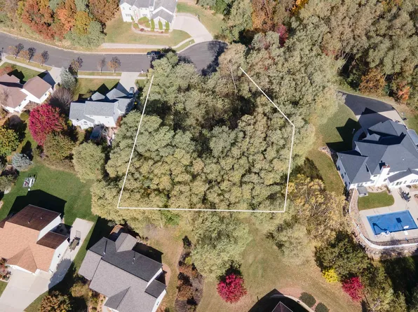 1512 Ridgeview Dr, Reedsburg, WI 53959