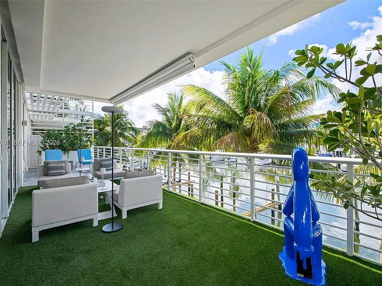 151 Isle Of Venice Dr #2A — Photo 10