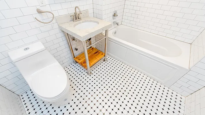 Rented by Nooklyn NYC LLC | media 31