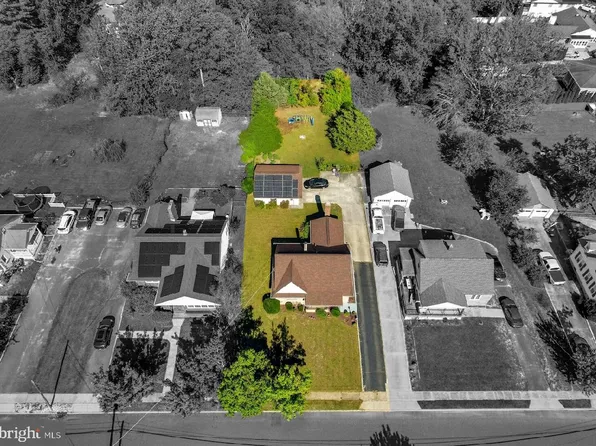 425 N Packard St, Hammonton, NJ 08037