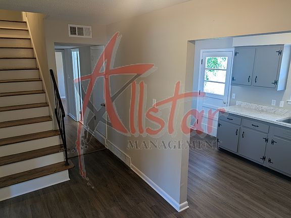 4th image of 8838 Yorktown Dr