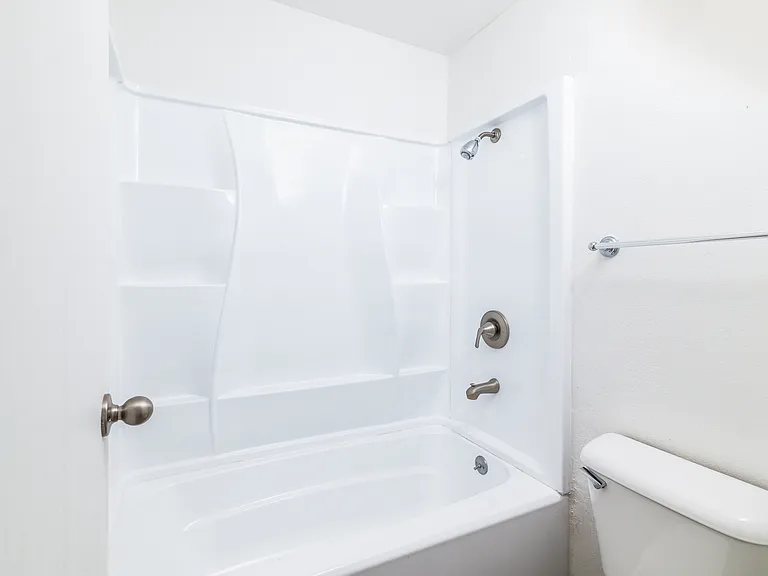 521 Alameda Del Prado #127A — Photo 10