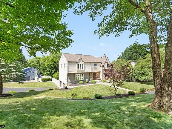 2nd image of 1 Ashley Ct