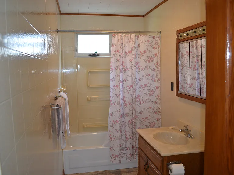 42 Sterling St #2 — Photo 4