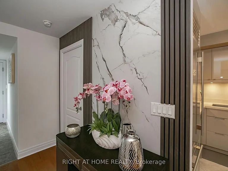 2119 Lake Shore Blvd W #217 — Photo 13