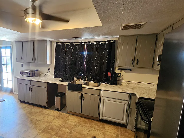 2307 W De Palma Cir — Photo 4