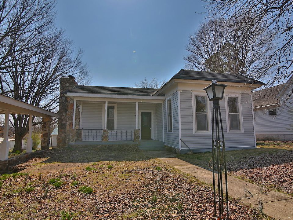 1st image of 213 Arch Street