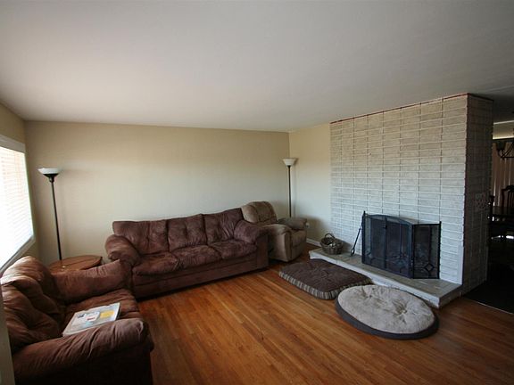 2nd image of 529 E Dena Way