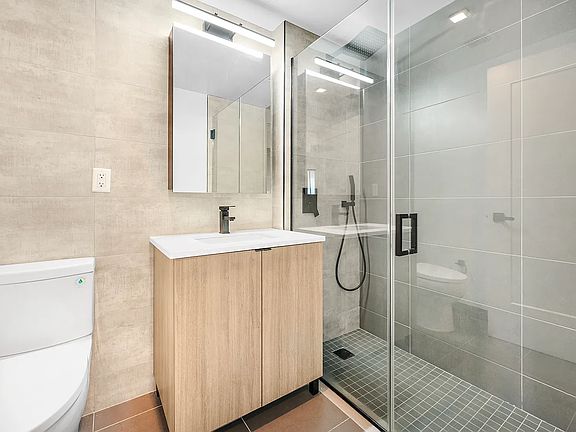 4th image of 63 Pitt St APT 11A