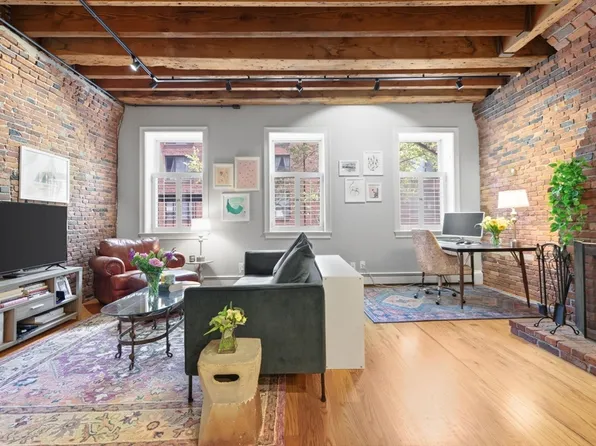 122 Fulton St #5, Boston, MA 02109