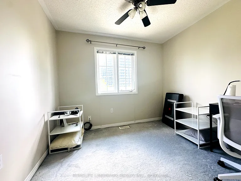 52 Beresford Dr — Photo 9