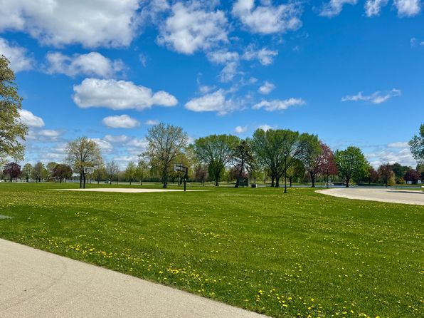 1120 E Parkway Ave APT 504, Oshkosh, WI 54901 – 2-bedroom rental in Oshkosh