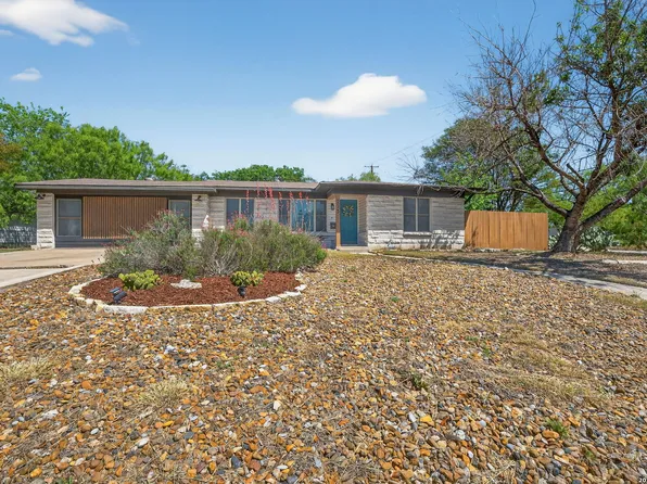 225 HARRIETT DR, San Antonio, TX 78216