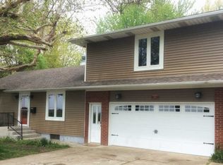 504 Kratz Rd, Monticello, IL 61856